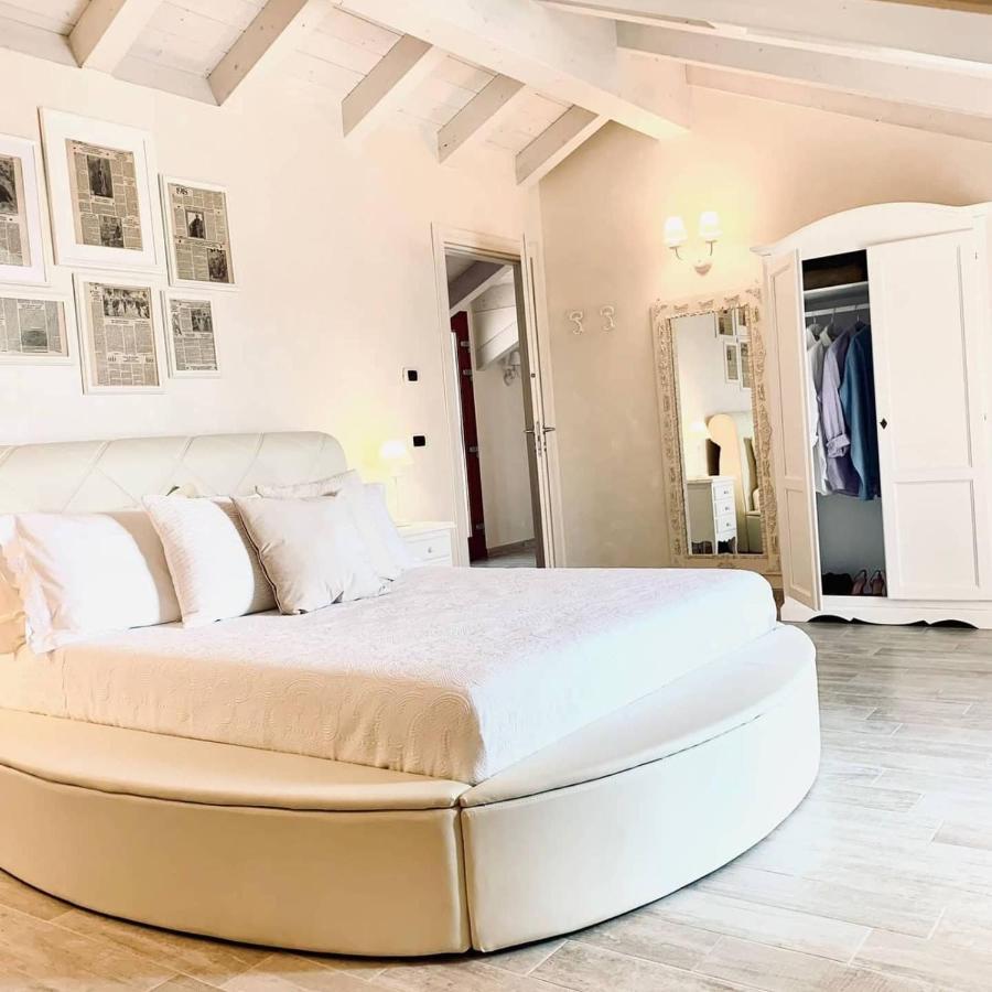 La Vista Del Poggio Bed & Breakfast Castellaro  Exterior foto